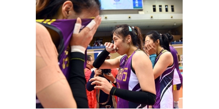 Volleyball - women's adult group final: Tianjin team won the gold medal